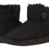 UGG Mini Bailey Button II